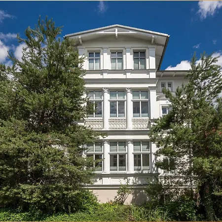 Appartement Martha 2 *