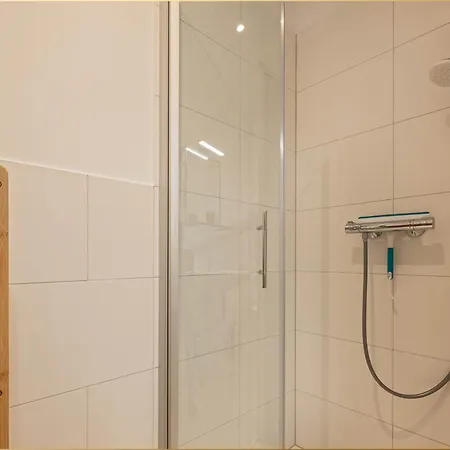 Appartement Martha 2 *